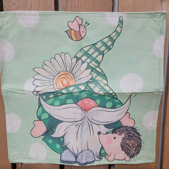 Pair of Canvas Pillow Covers Hello Spring Green Gnome Hedgehog Bee 18x18" New - Picture 3 of 5
